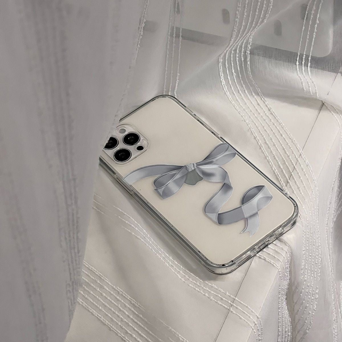 Simple Bowknot Transparent Classic IPhone Case