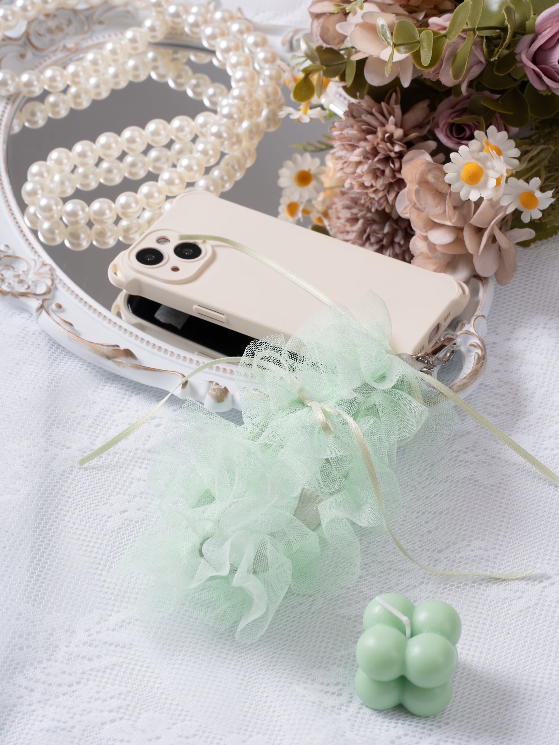 Mint Fresh Bowknot Ruffle Single Buckle Phone Charm